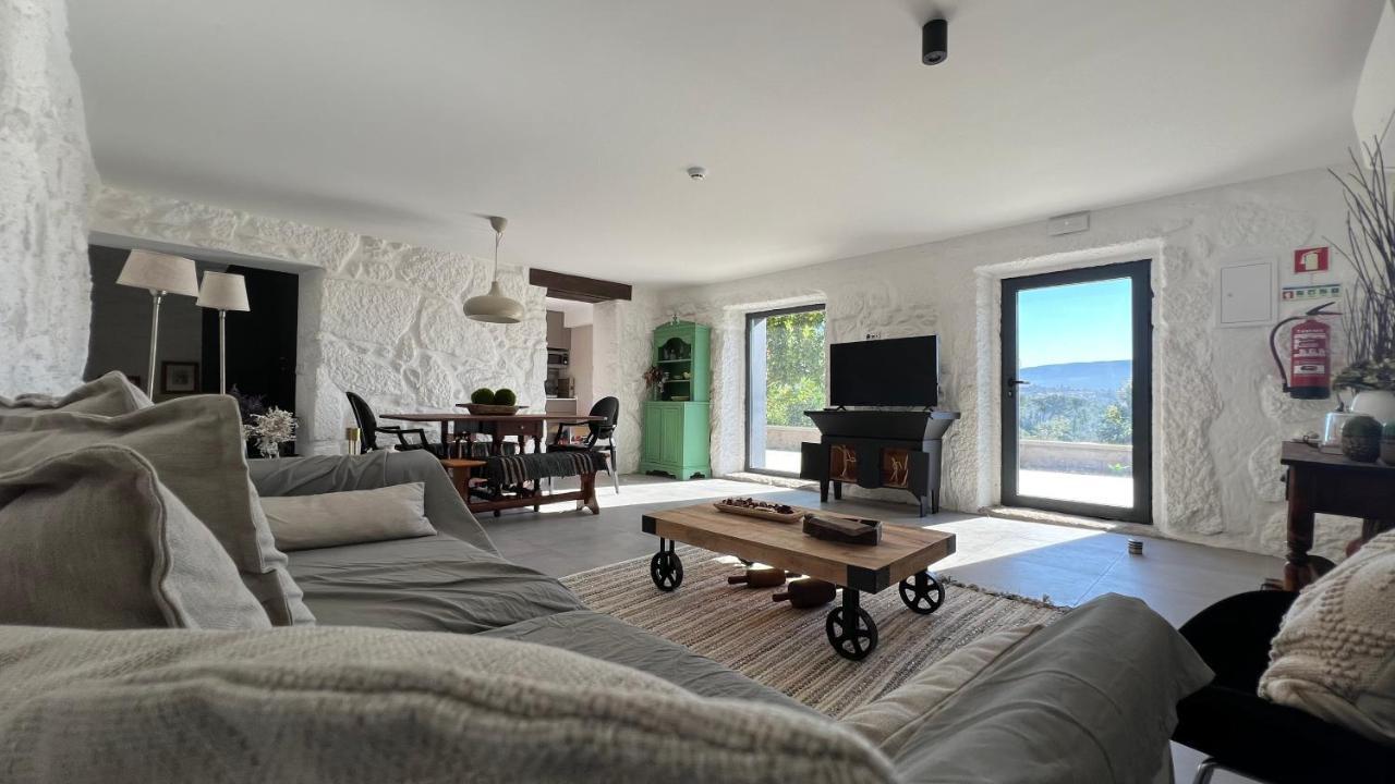 Villa Casas Do Pinheiro Grande à Fornos de Algodres Extérieur photo